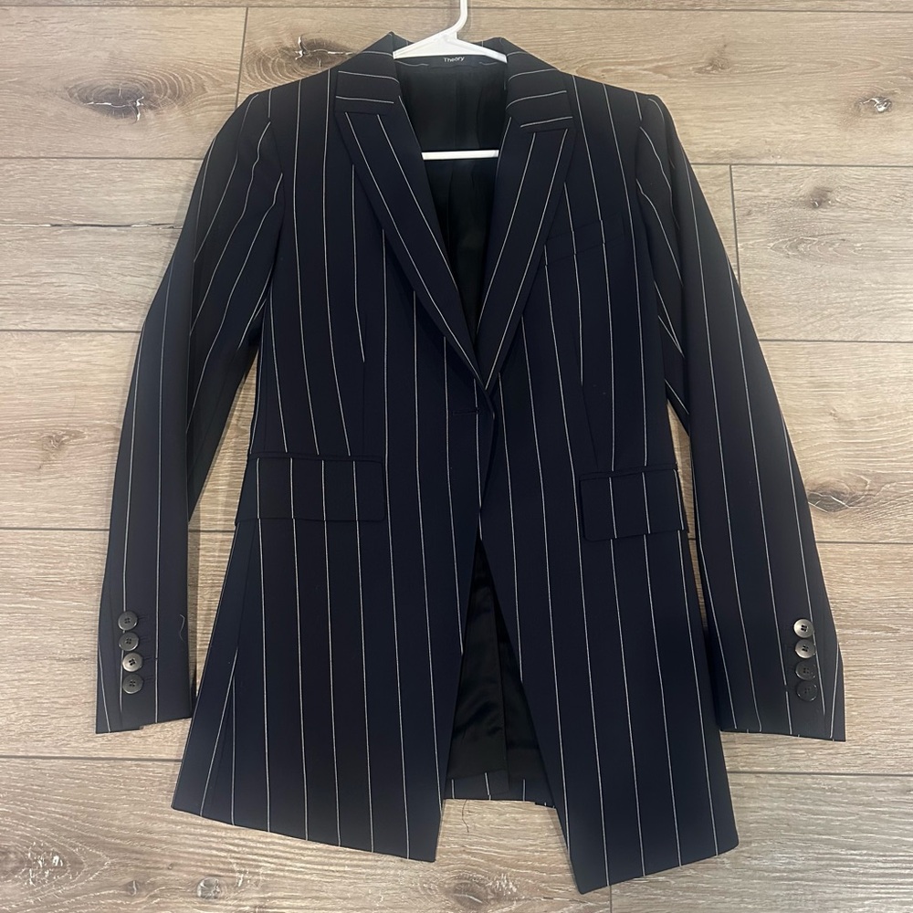 Theory Pinstripe Wool Navy Blue Striped Blazer Business Workwear Suiting 00